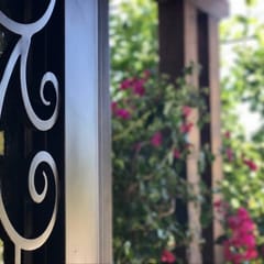 California Craftsman — Urban Oasis / Serene Garden