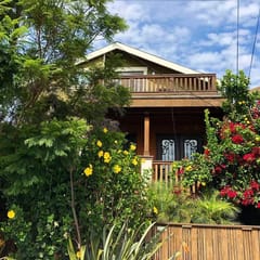 The CRAFTSMAN |  Urban Oasis | Executive Retreat